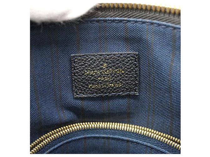Sac cabas Louis Vuitton Monogram Empreinte Lumineuse PM - vue 5