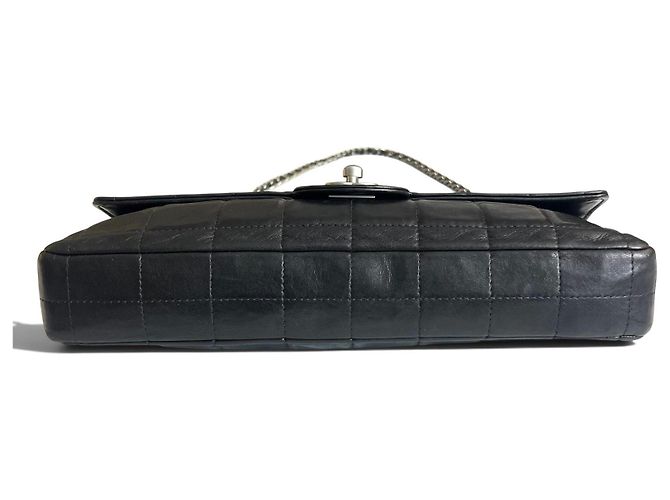 Chanel Borsa East West Chocolate Bar Flap Nero - vista 7