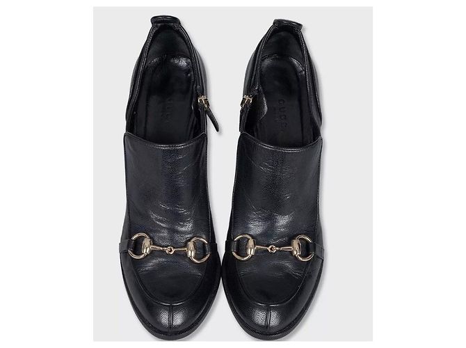 Décolleté Gucci in pelle nera NWOB EU 38.5 usate - vista 2