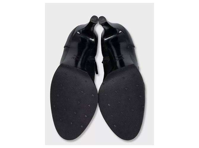 Décolleté Gucci in pelle nera NWOB EU 38.5 usate - vista 5