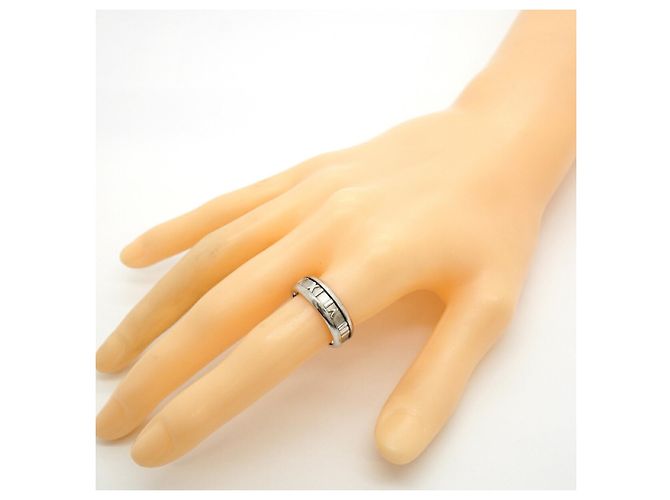 Autre Marque Tiffany & Co. Atlas Ring aus 18K Weißgold - Ansicht 6