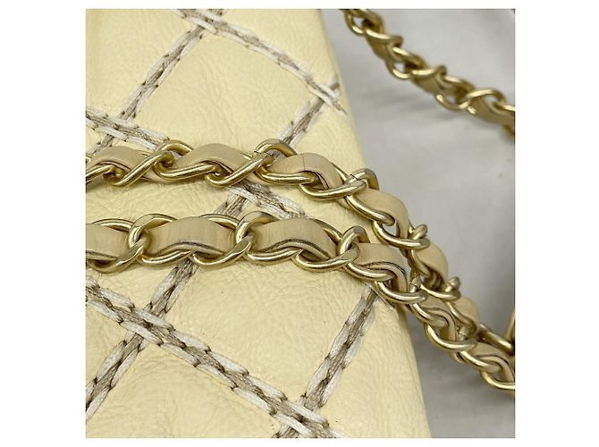 Bolso de hombro Chanel de cuero amarillo - vista 8