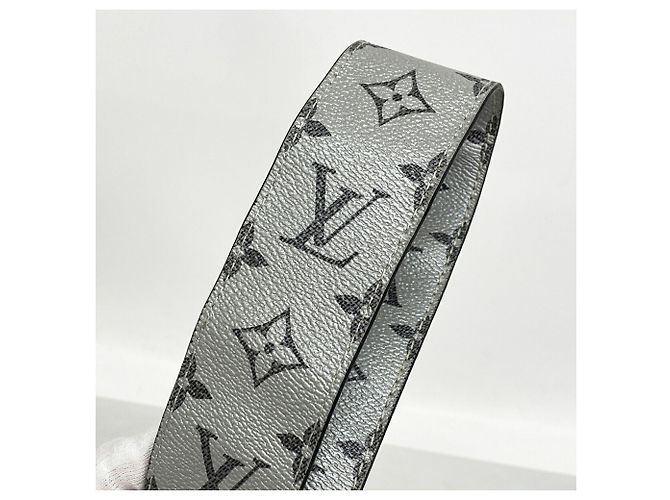 Louis Vuitton Monogram Reflect PM Shoulder Bag - view 11
