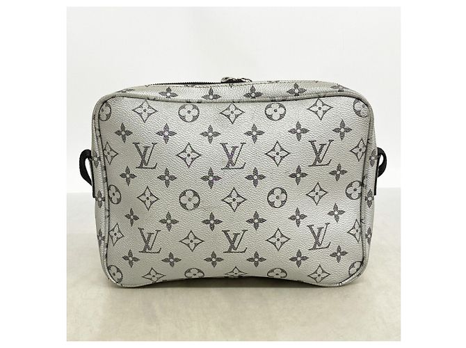 Louis Vuitton Monogram Reflect PM Shoulder Bag - view 12