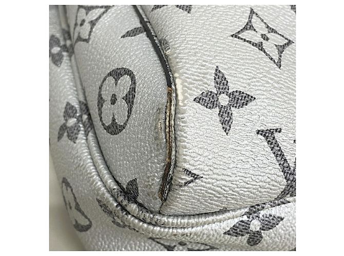 Louis Vuitton Monogram Reflect PM Shoulder Bag - view 6