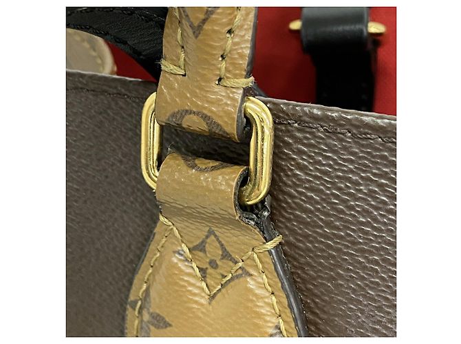 Bolso Tote Louis Vuitton Monogram Giant Reverse OnTheGo MM - vista 10