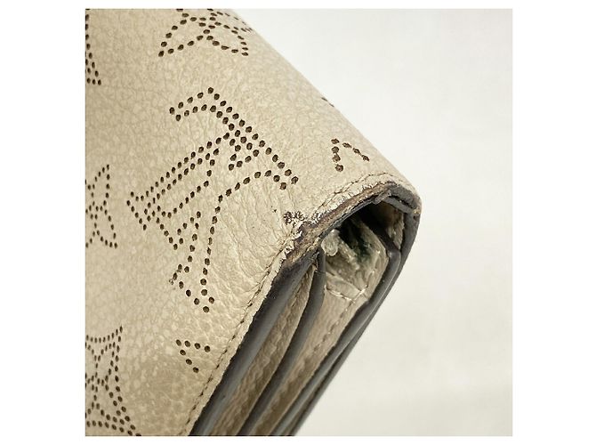 Louis Vuitton Mahina Portefeuille Iris Compact Wallet - Ansicht 6