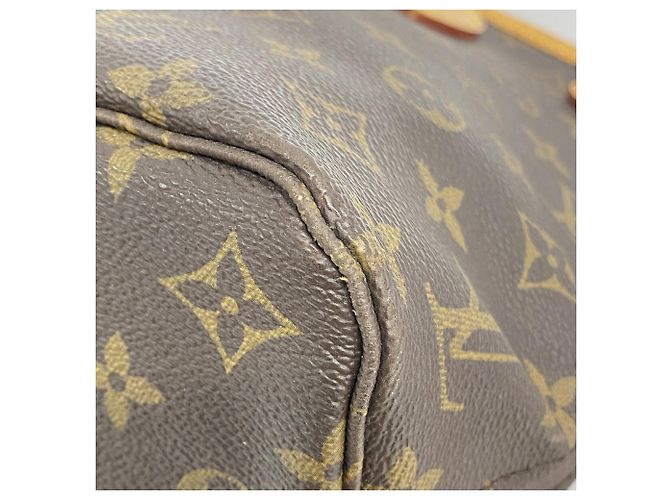 Louis Vuitton Monogram Neverfull PM Tote Bag - view 8