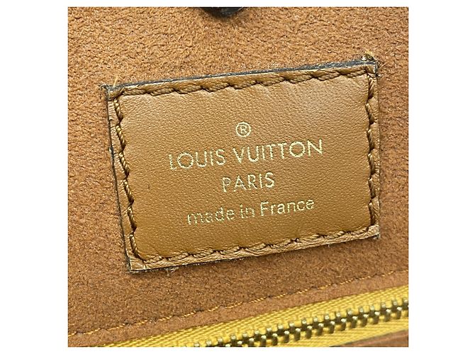 Bolso Louis Vuitton Monogram Fold Tote PM - vista 5