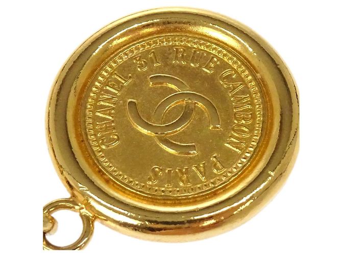 Cinturón de cadena Chanel CC Medallion de metal y cuero - vista 4