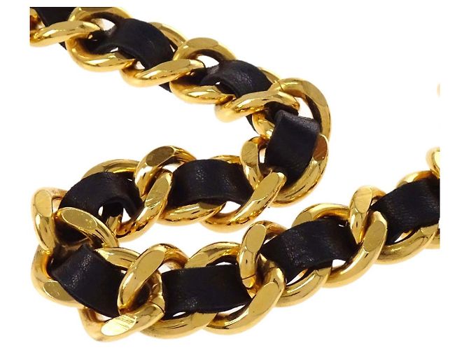 Cinturón de cadena Chanel CC Medallion de metal y cuero - vista 5