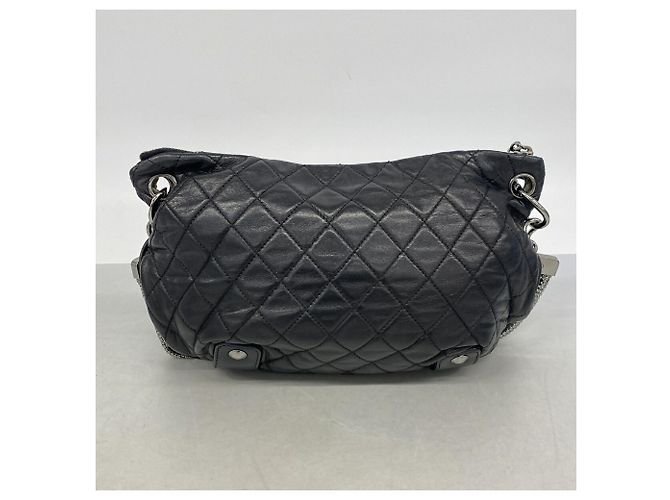 Chanel Matelassé Schultertasche aus Lammleder - Ansicht 11