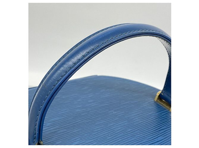 Bolsa Louis Vuitton Epi Cannes em Toledo Blue - vista 8