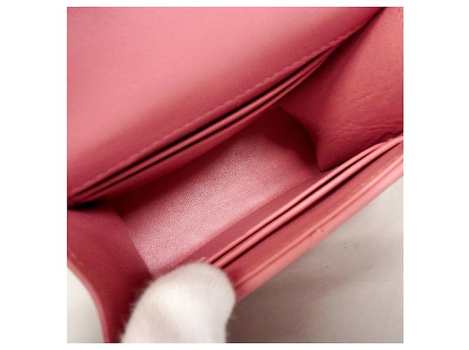 Bolsa de Ombro com Corrente Chanel Matelassé - vista 4