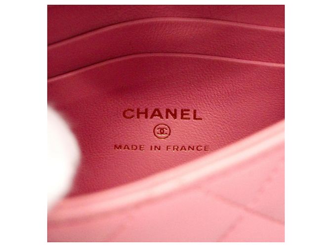 Bolsa de Ombro com Corrente Chanel Matelassé - vista 5