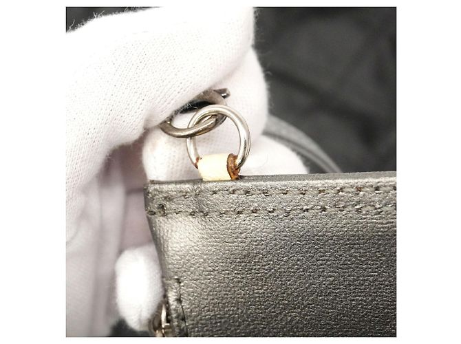 Chanel Matelassé Schultertasche - Ansicht 9