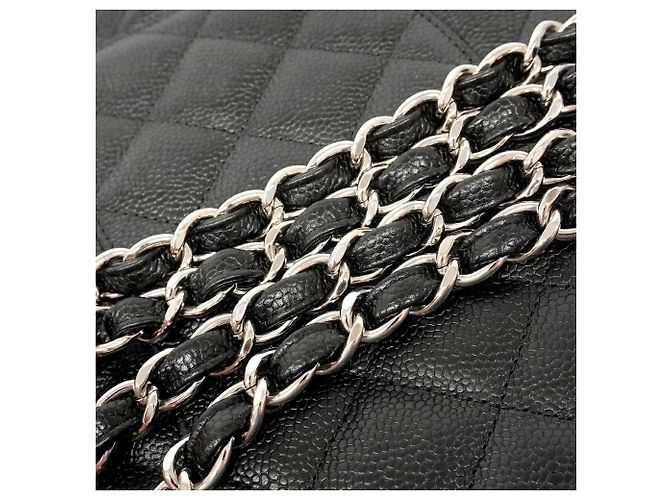 Borsa a tracolla Chanel nera in pelle di vitello grana - vista 7