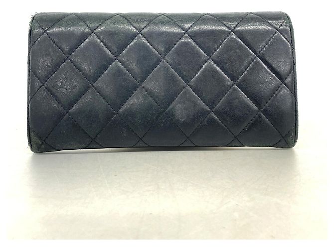 Chanel Matelassé Long Wallet aus Lammleder - Ansicht 11