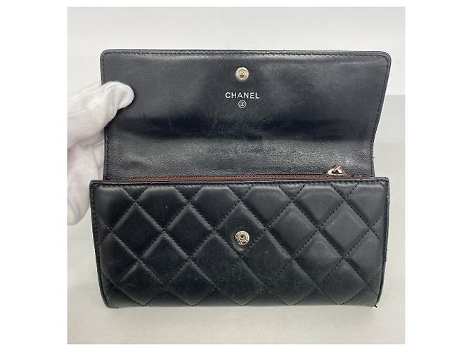 Chanel Matelassé Long Wallet aus Lammleder - Ansicht 3