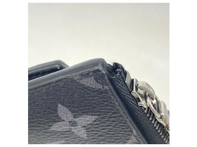 Cartera Hybrid Monogram Eclipse Louis Vuitton - vista 8