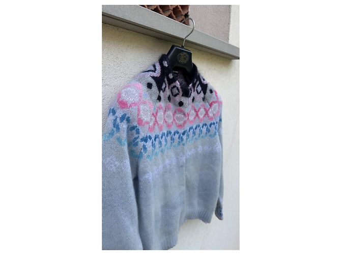 Giorgio Armani Strickjacke
Grau Rosa Blau Muster
Wollmischung - Ansicht 4