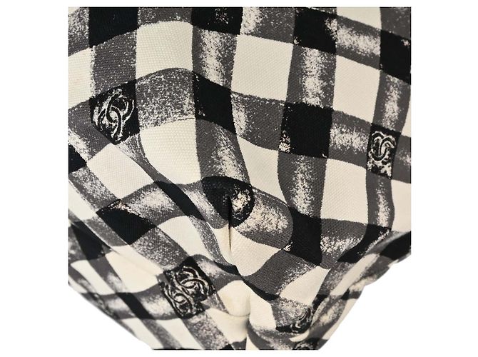 Chanel Weekender Gingham Print Canvas Large - vista 7