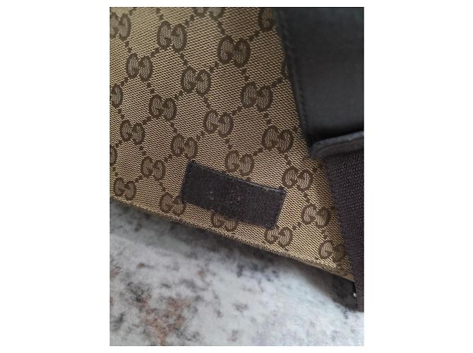 Bolso Gucci GG Supreme Canvas Marrón Beige - vista 2