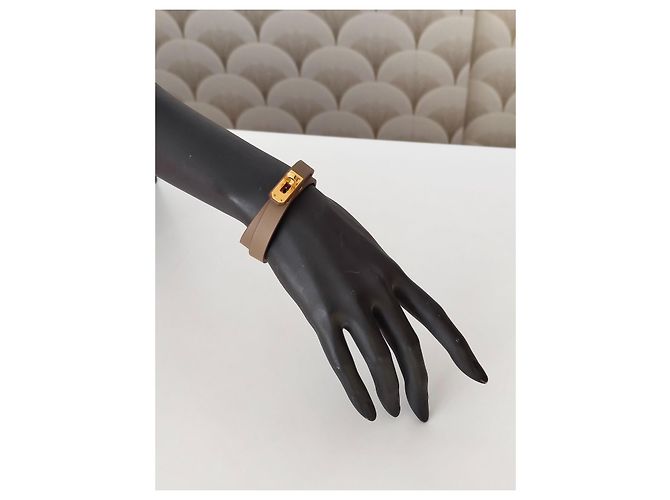 Bracelete Hermès em couro e metal dourado - vista 5