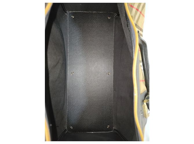 Burberry Borsa da Viaggio Nova Check in Tela e Pelle - vista 10