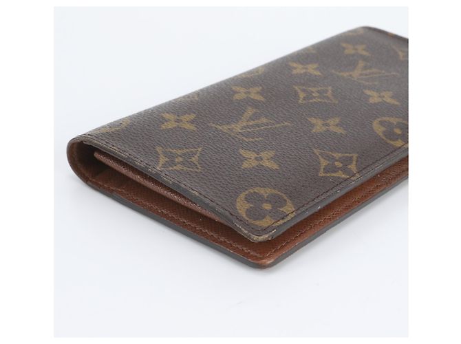Louis Vuitton Monogram Portefeuille Brazza Bi-fold Leather Wallet - view 5