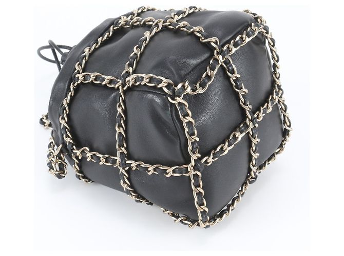Chanel Schultertasche mit Kette aus Lammleder - Ansicht 4