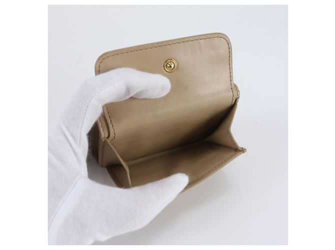 Miu Miu Leder Tri-fold Geldbörse - Ansicht 8