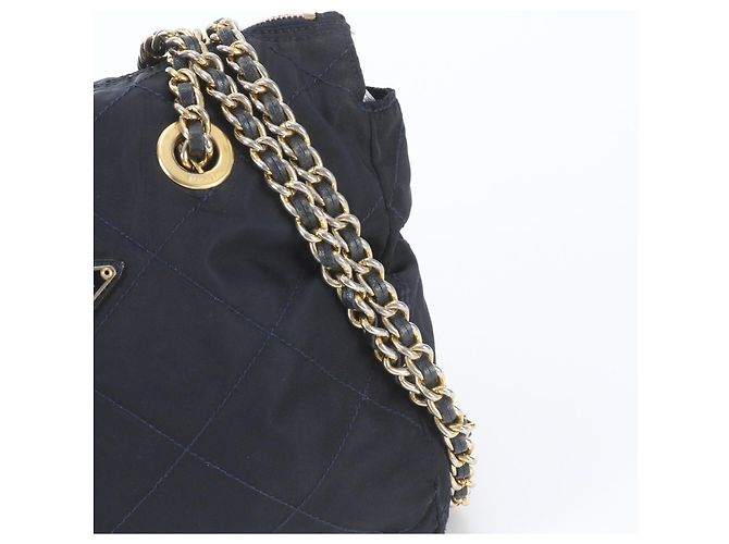 Bolsa de ombro Tote Prada Tessuto Nylon acolchoada com dupla corrente de couro - vista 2
