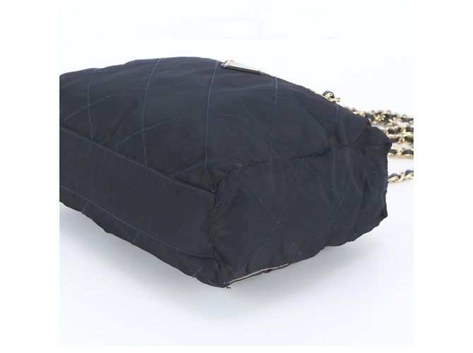 Bolsa de ombro Tote Prada Tessuto Nylon acolchoada com dupla corrente de couro - vista 4