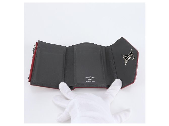Louis Vuitton Portefeuille MyLockme Compact Wallet - vista 6