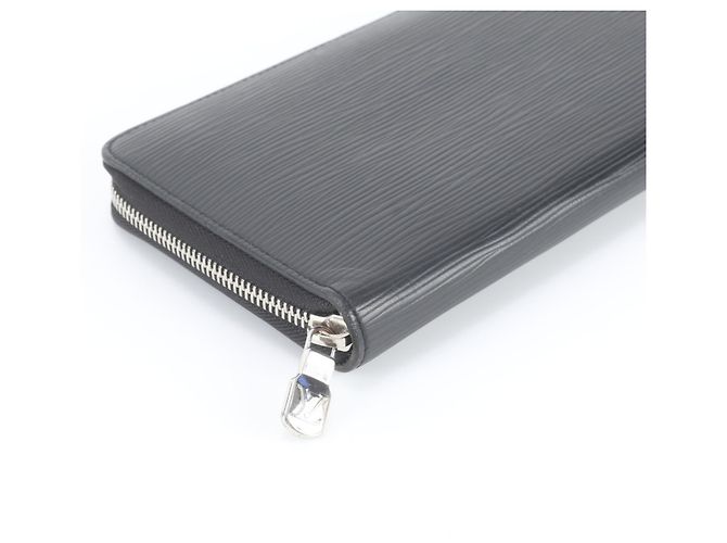 Louis Vuitton Epi Zippy Organizer NM M62643 Leather Long Wallet - view 3