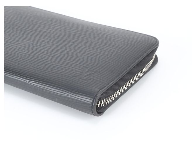 Louis Vuitton Epi Zippy Organizer NM M62643 Leather Long Wallet - view 4