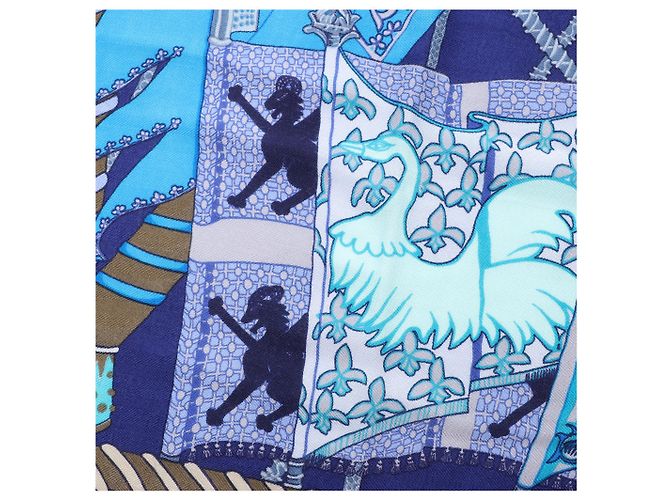 Hermès Carré 90 "Etendards et Bonnieres flag" Kaschmir x Seidentuch in Blau - Ansicht 13