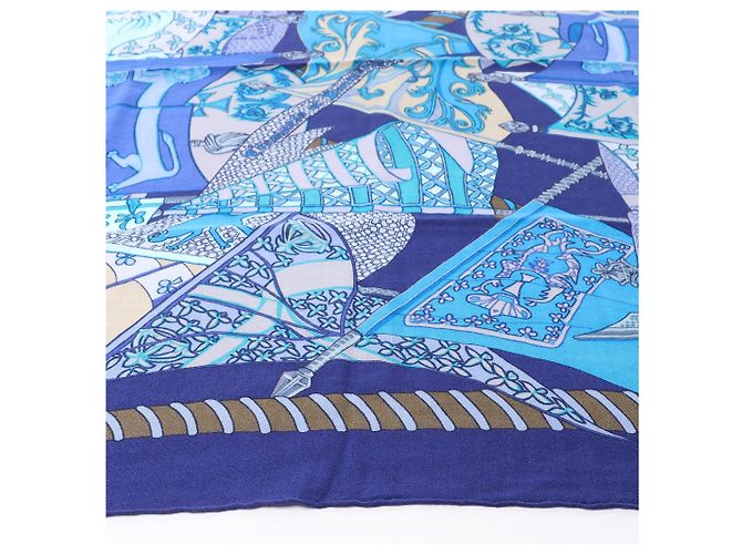 Hermès Carré 90 "Etendards et Bonnieres flag" Kaschmir x Seidentuch in Blau - Ansicht 9