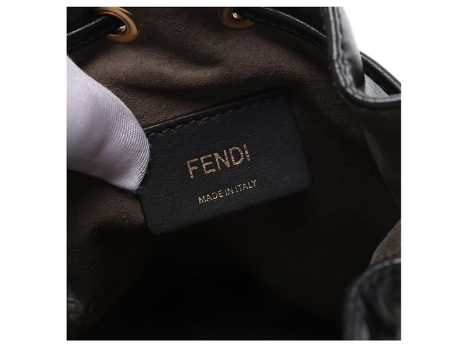 Borsa a tracolla 2Way Mon Tresor Mini in pelle Fendi in nero 8BS010 - vista 17