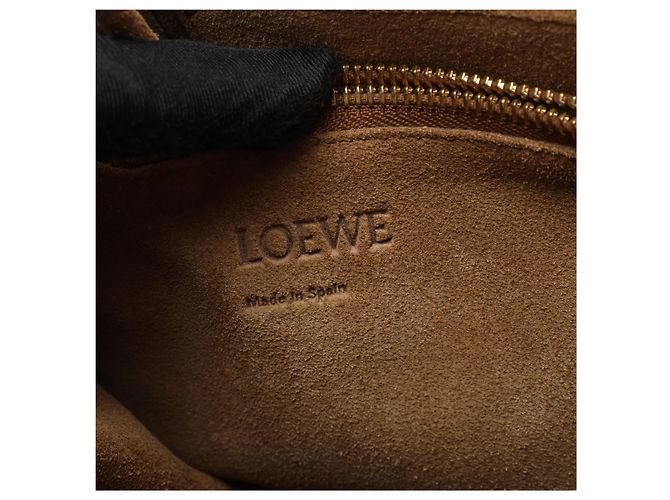 Loewe Gate Top Handle 2Way Handtasche aus Leder in Schwarz - Ansicht 11