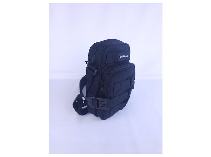 Black Balenciaga shoulder bag - view 3