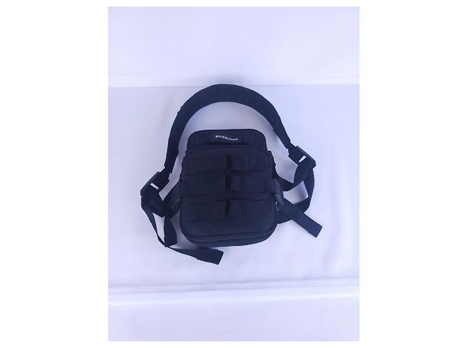 Black Balenciaga shoulder bag - view 8