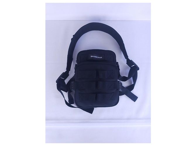 Black Balenciaga shoulder bag - view 9