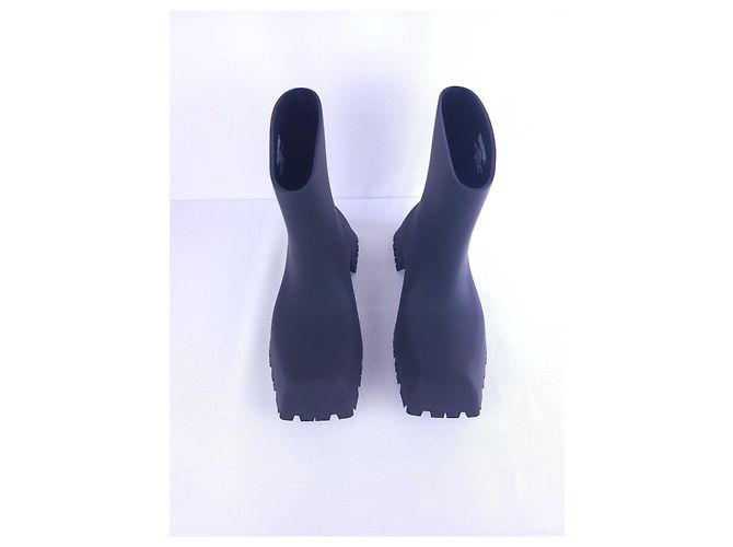 Stivali Balenciaga Trooper in gomma nera - vista 4