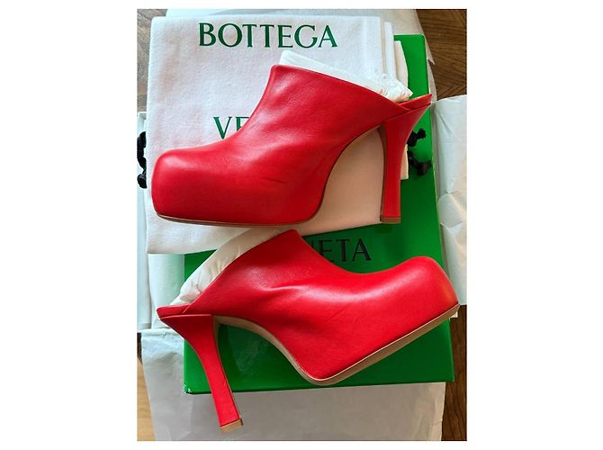 Bottega Veneta BV Bold Leder-Mules mit Absatz - Ansicht 2