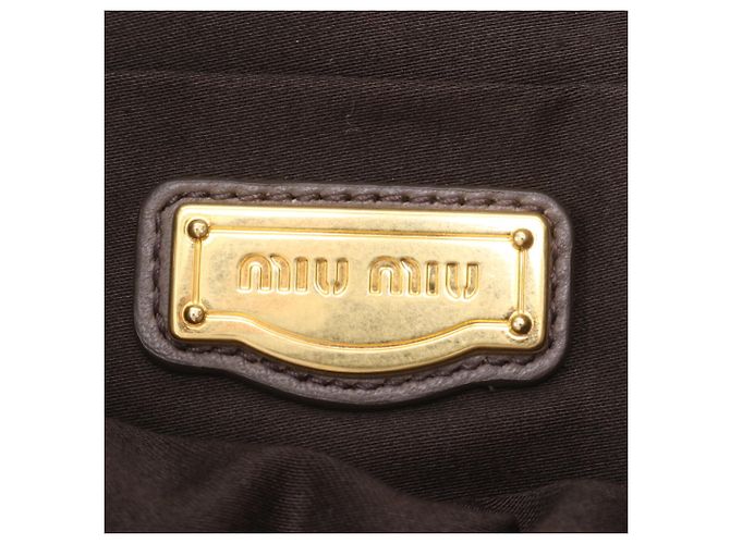 Miu Miu Matelassé Coffer Schultertasche aus Leder - Ansicht 9