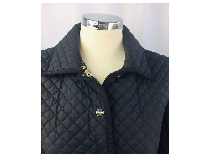 Salvatore Ferragamo gesteppte Jacke aus Nylon in Schwarz - Ansicht 15