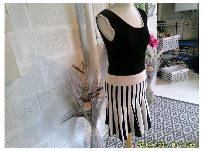 Autre Marque Wind Strickkleid gestreift - Schwarz/Beige - Ansicht 2