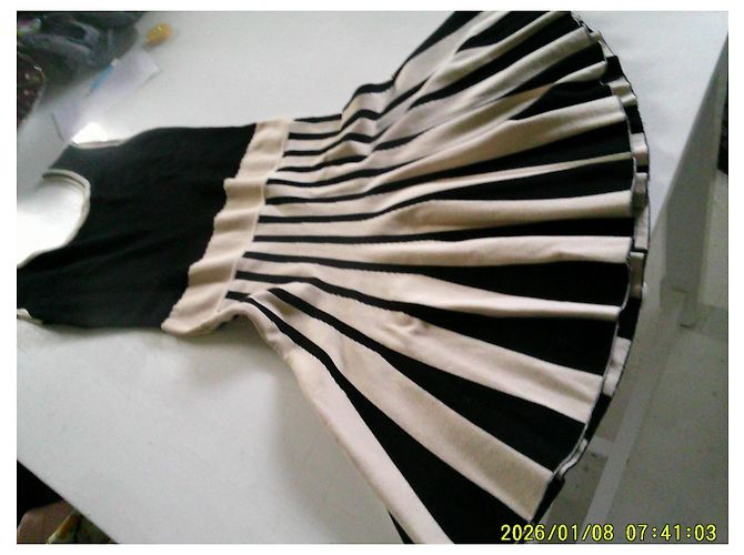 Autre Marque Wind Strickkleid gestreift - Schwarz/Beige - Ansicht 8